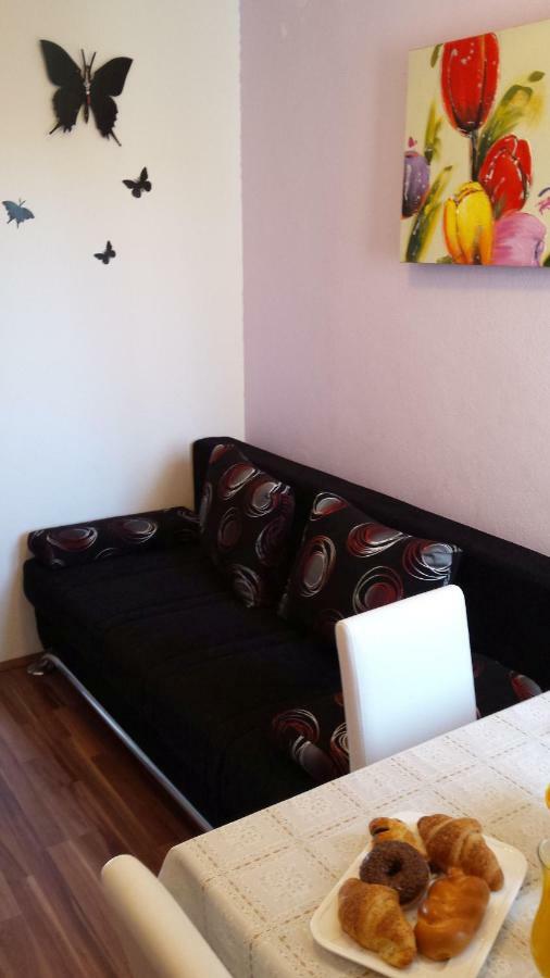 Apartments Lavanda Biograd Na Moru Zewnętrze zdjęcie