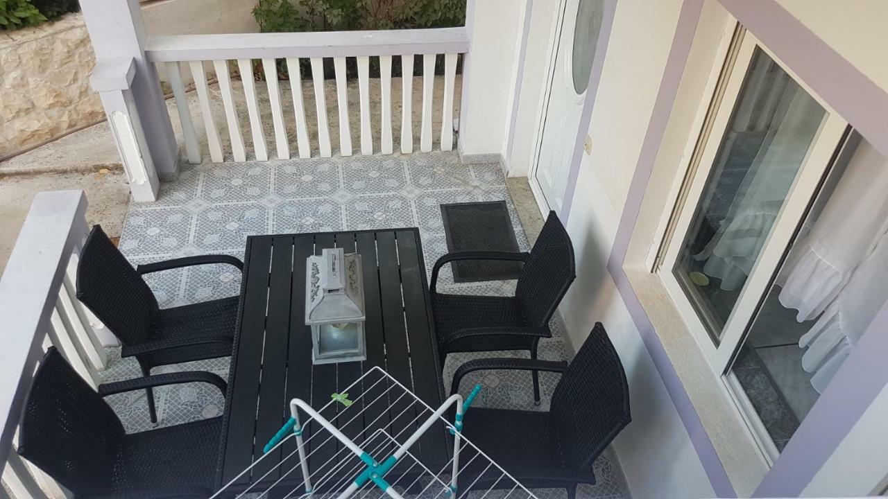Apartments Lavanda Biograd Na Moru Zewnętrze zdjęcie